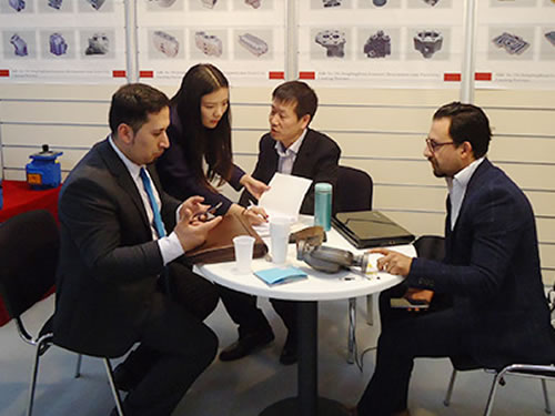 國、內外展會，了解行業動態，展示公司風采